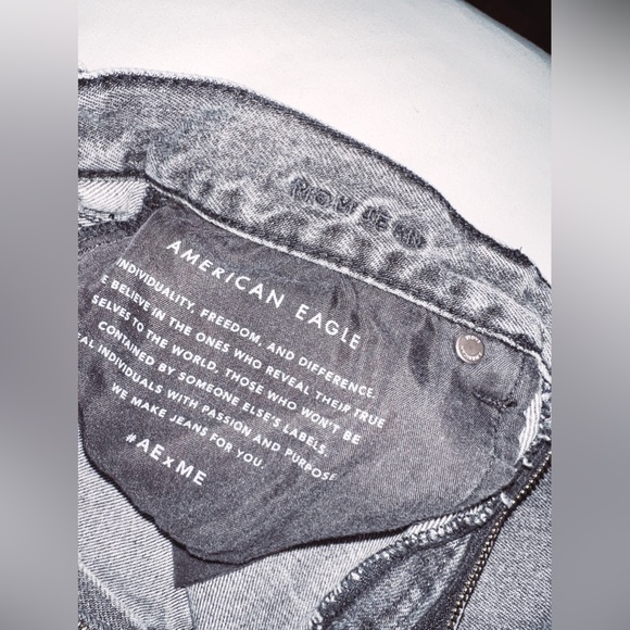 AE Mom Jeans - Picture 6 of 6